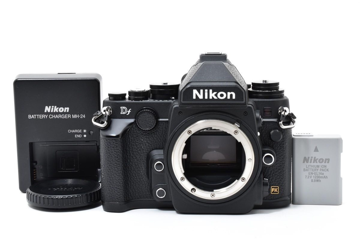 ★ショット数6890回★ ★美品★ ニコン Nikon Df ブラック ボディ 充電器付き ARYM5735#1077
