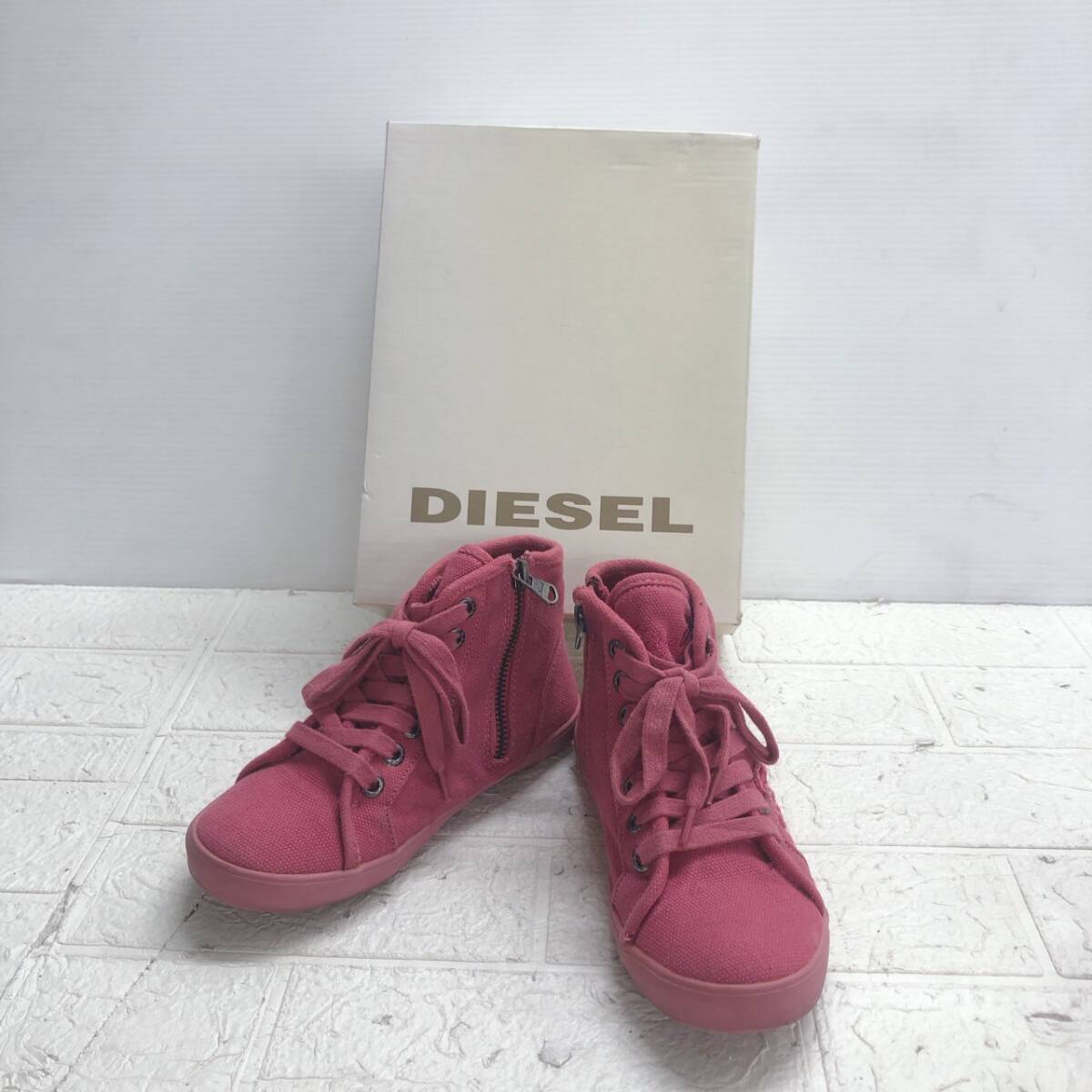 ★【在庫処分価格】DIESEL BLOOM PRIMROSE ディーゼル キッズ ハイカット スニーカー ピンク USA13 約20㎝ 中古 現状品☆T3-863J