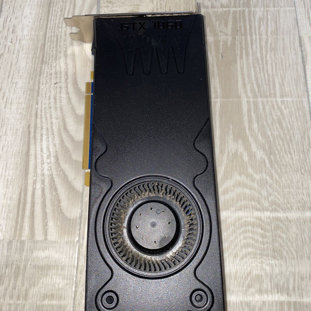 GTX1060 グラフィックボード