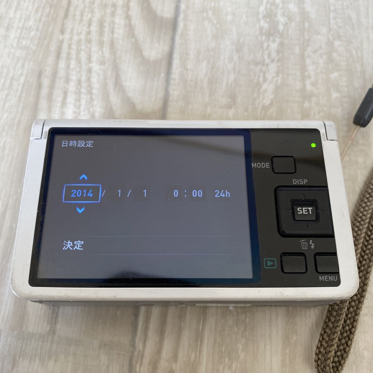 ★人気美品★ CASIO EXILIM HS EX-ZR50 ホワイト 動作品 Wi-Fi 高速連写 美肌機能 バッテリー付