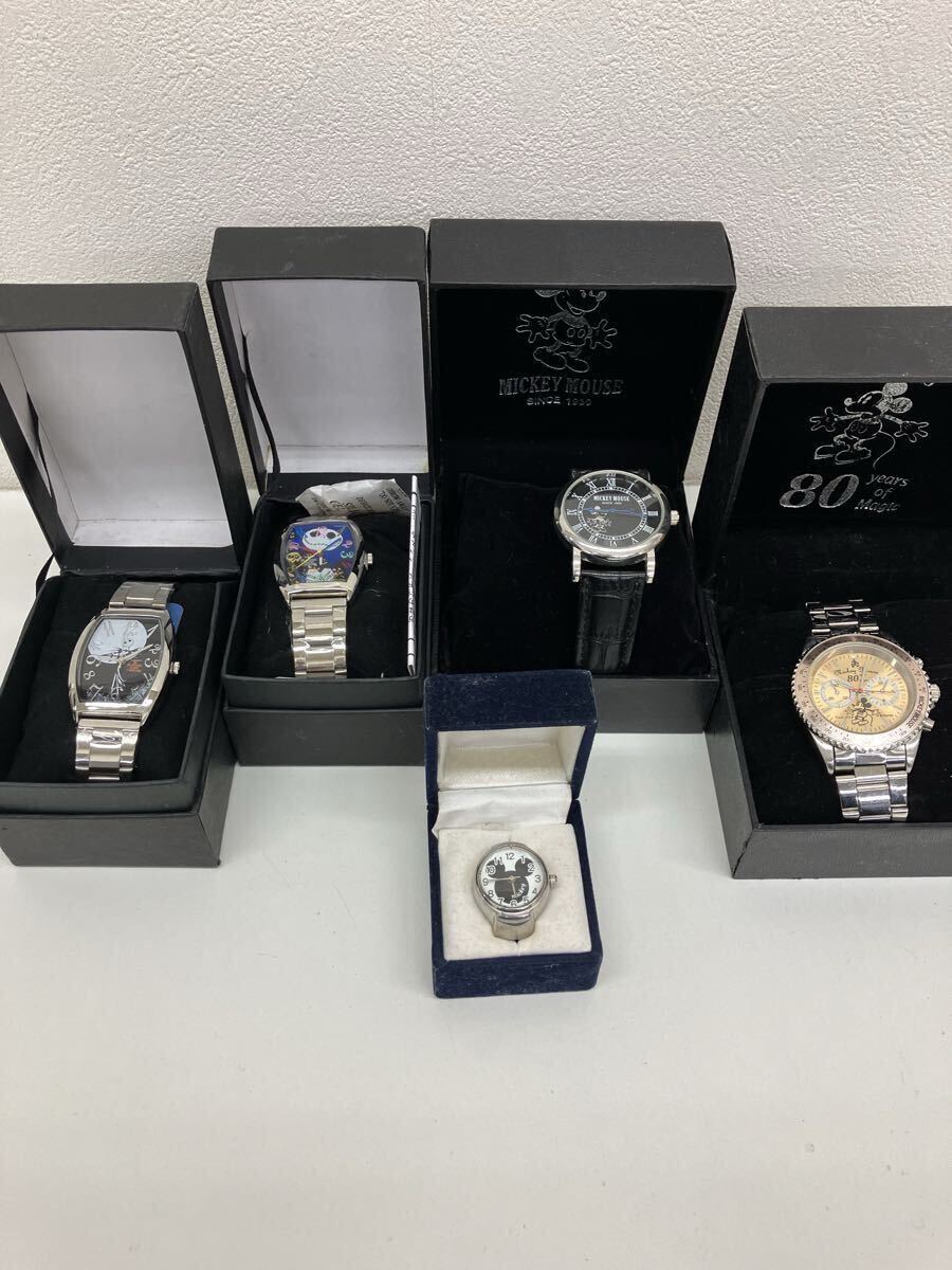 【Z1496-i】 腕時計　50点 まとめ　Disney ディズニー　ミッキー　NIGHTMARE ドラえもん　鬼滅の刃　ワンピース　スヌーピー　キャラクター