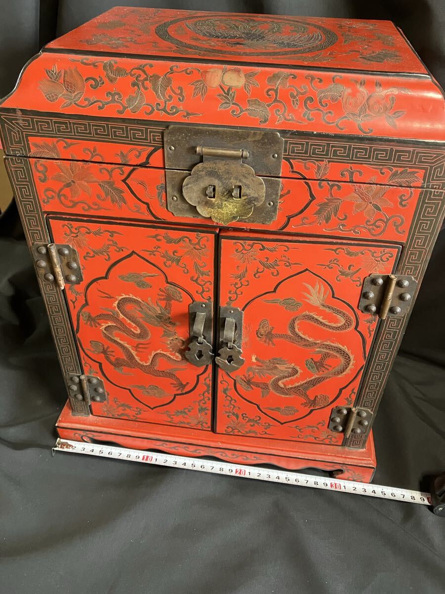 中国家具？　飾り棚　 小物入れ 木製 アンティーク　コレクション　 収納箱　