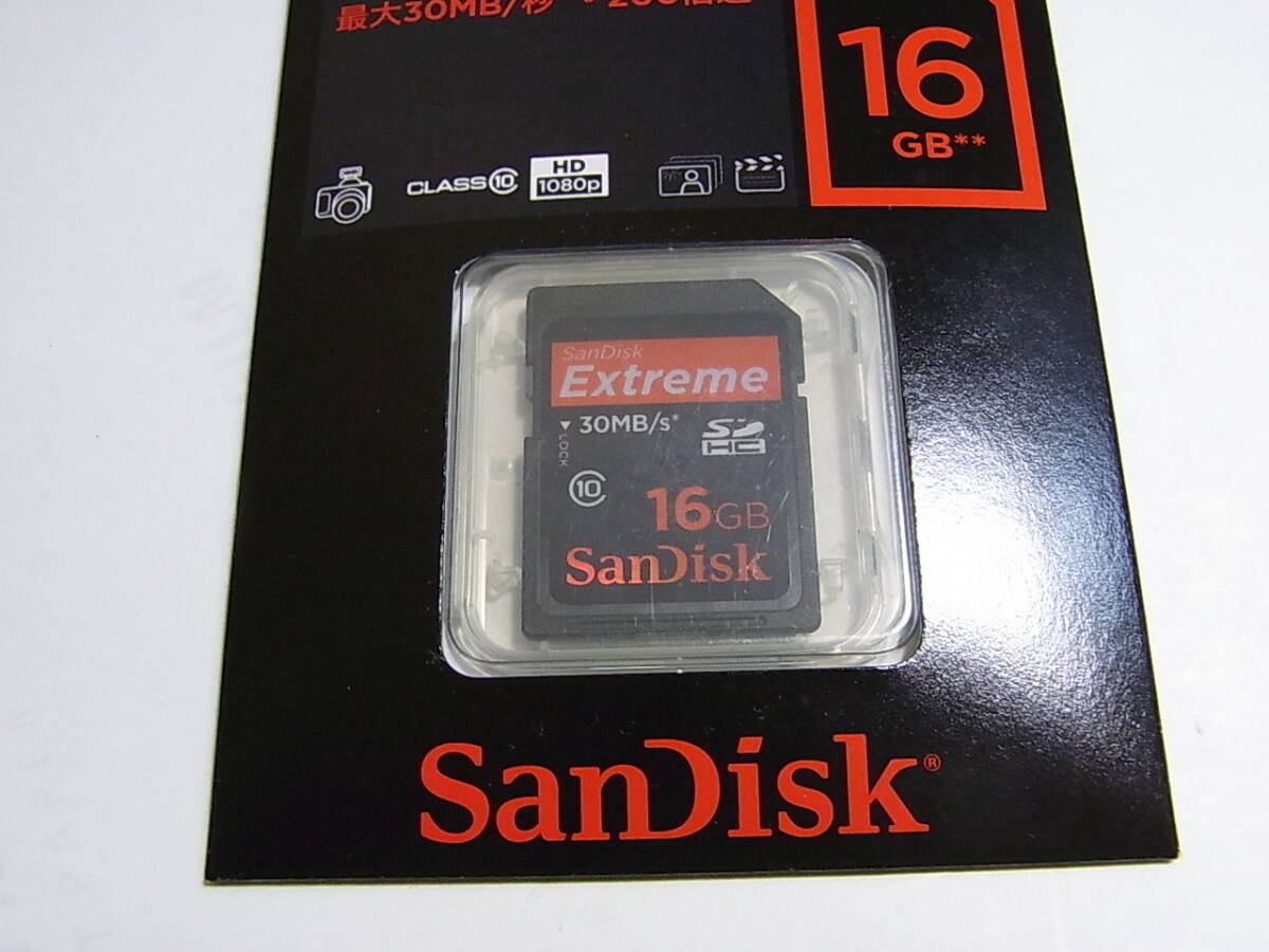 CLASS10 16GB　保管品　SDHC SanDisk Extreme 　 SDSDX3-016G-J31A 