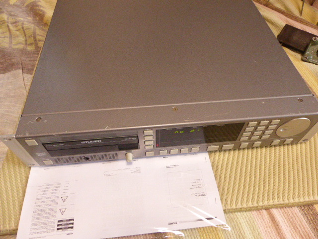 STUDER D731 BRTN2100番 業務用スチューダー