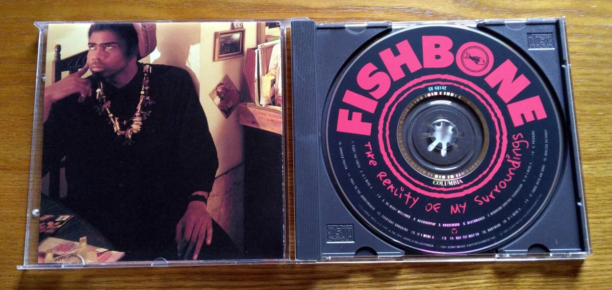 《新品同様》フィッシュボーン リアリティ・オブ・マイ・サラウンディング Fishbone The Reality of My Surroundings