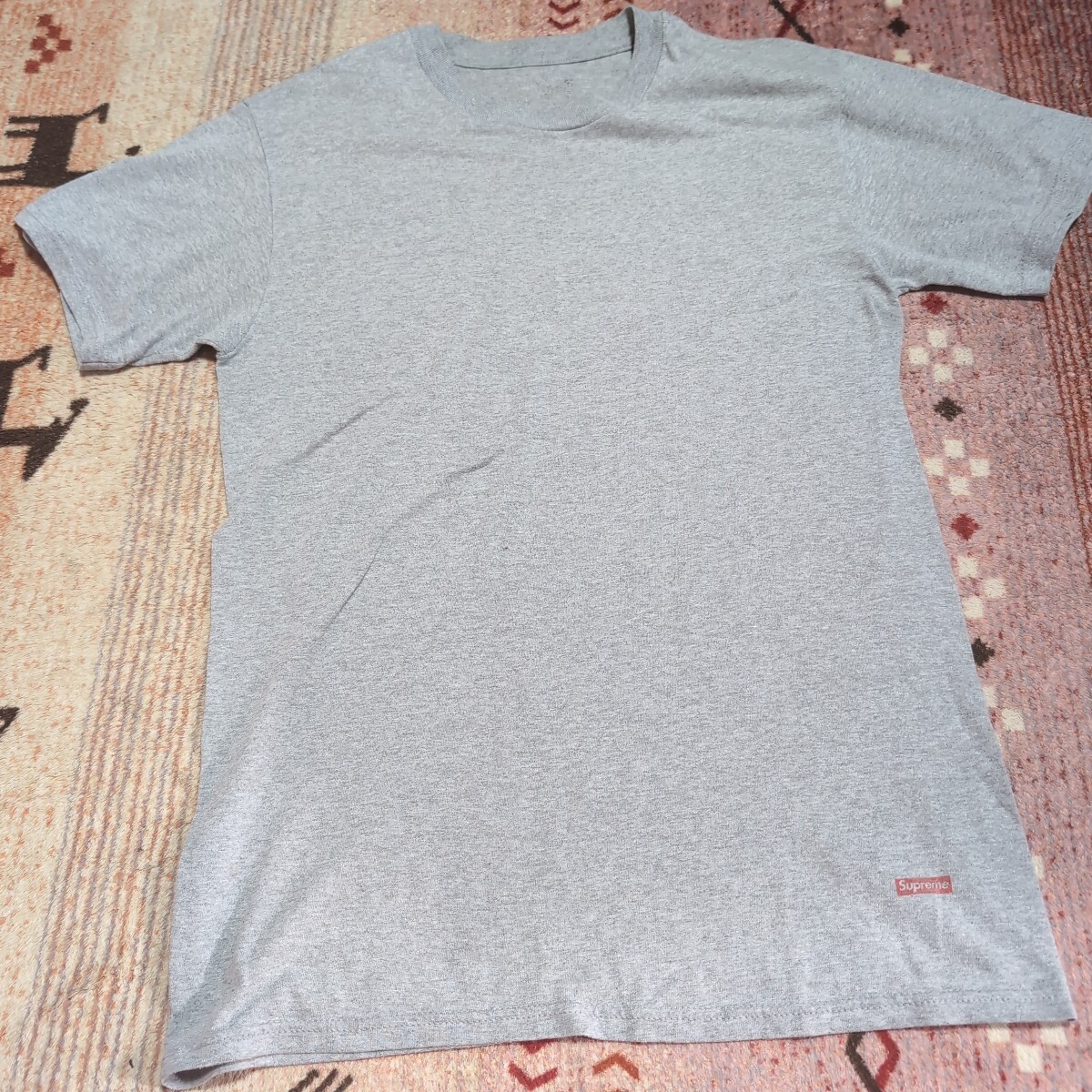 Supreme Hanes Tagless Tee Tシャツ シュプリーム ヘインズ