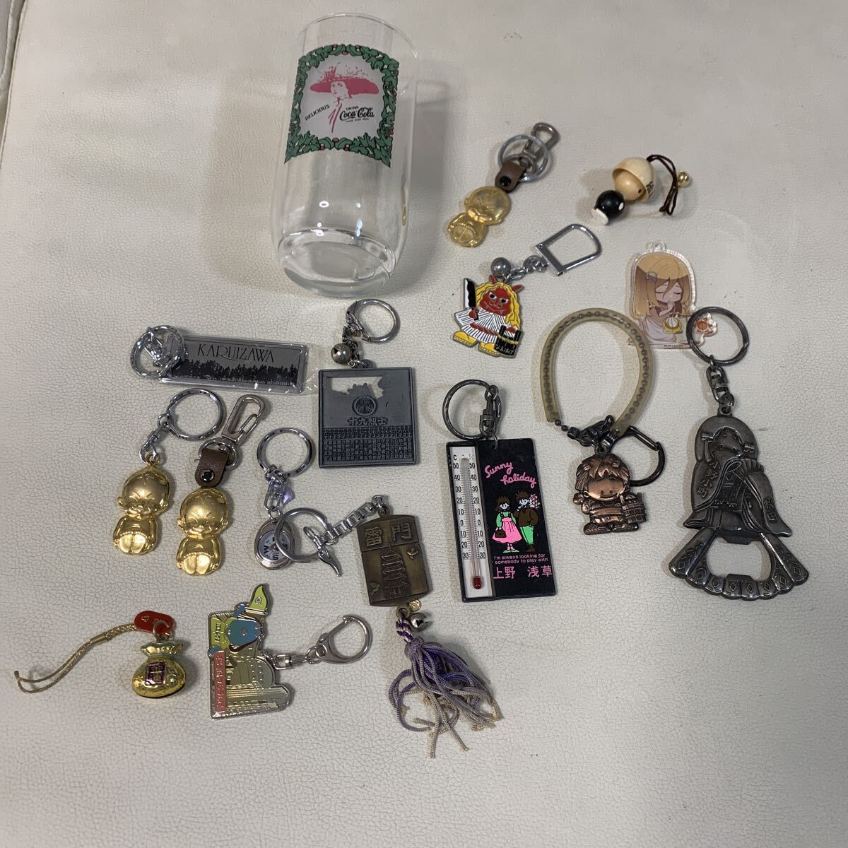 ☆IS-0315キ60 昭和レトロ キーホルダー ご当地 観光地 ストラップ 雑貨 お土産 コレクション コカコーラグラス まとめ売り☆