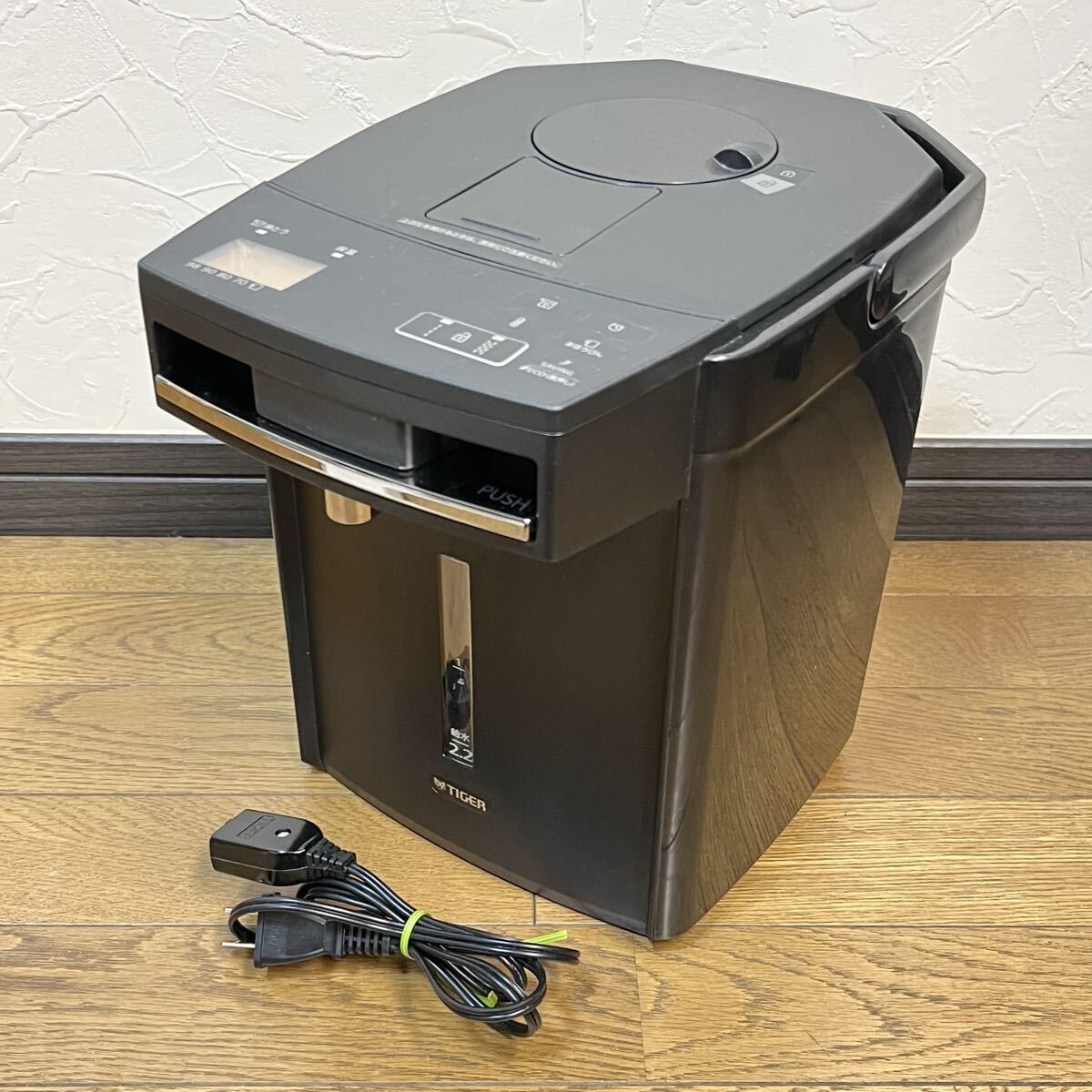 T□ TIGER タイガー 電気ポット 蒸気レスVE電気まほうびん PIM-G220 2.2L ブラック 2022年製 電源コード付き 動作確認済み □26030703Y