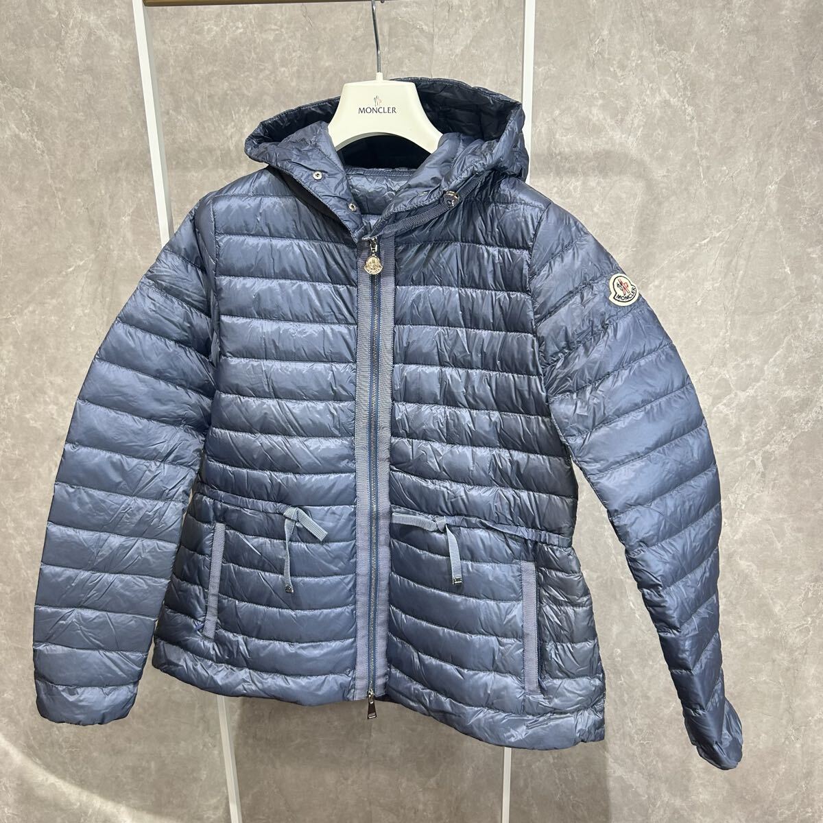 MONCLER モンクレールライトダウンジャケットRAIEライトブルー0