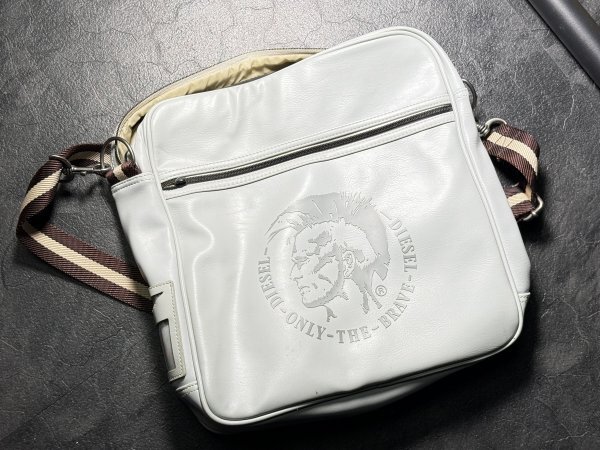 B740●100 DIESEL ディーゼル ショルダーバック メッセンジャー