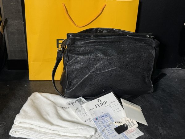 B745●120　フェンディ/FENDI　モンスター　ショルダーバック　バグズ　アイ　レザー　ジャンク　現状品