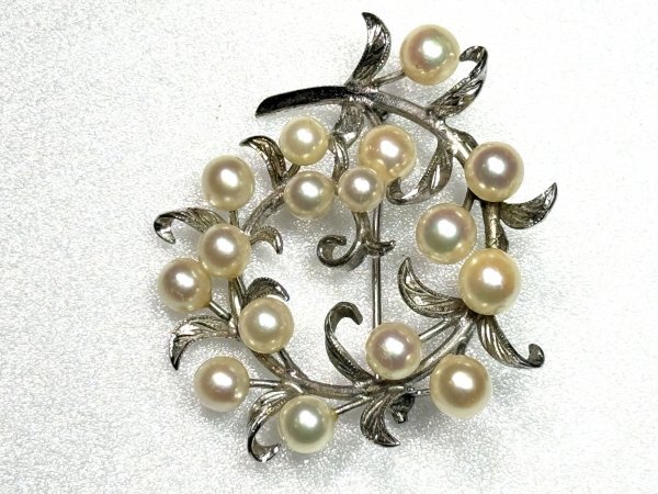 B768●スターリングシルバー　パールブローチ　真珠　アンティーク　11ｇ