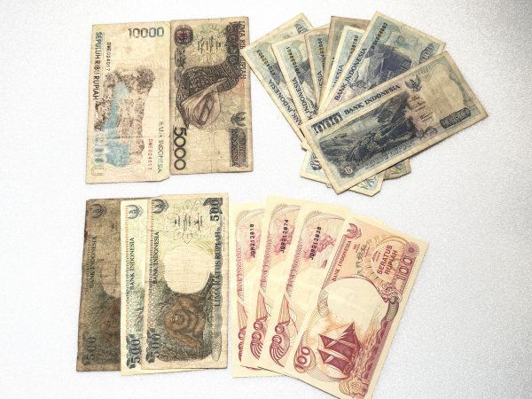 B773●古い外国紙幣色々セット　
