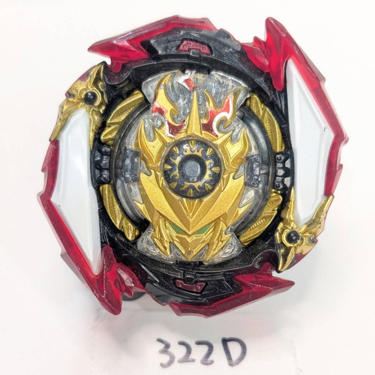 ベイブレードバースト ファーストウラヌス ？ インフィニットアキレス？ 詳細不明 現状品 322D 魔王