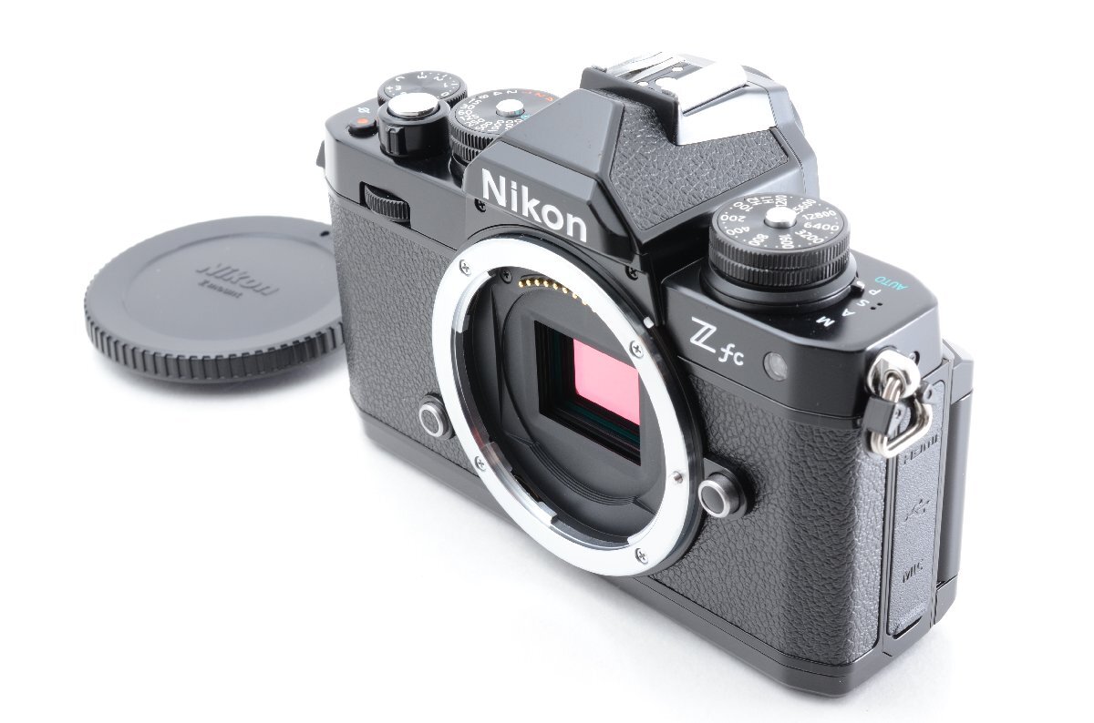 #C198 ★ショット数”１３７８”回 良品♪★Nikon Zfc ボディ ブラック ニコン