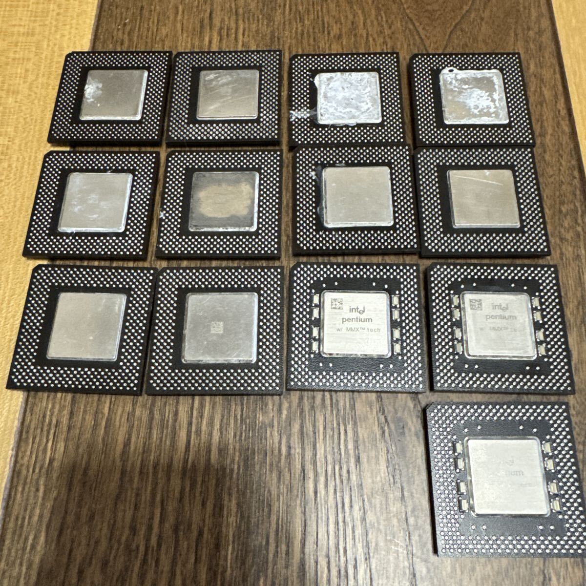 都市鉱山 CPU Intel celeron＋pentiumMMX 13個 261g 送料無料