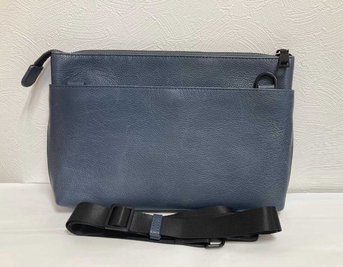 「MURA」 ムラ　ショルダーバッグ レザー　シンプル　サコッシュ　