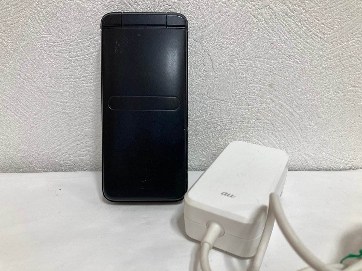 GRATINA 　KYF42　 ブラック　au　ブラック　携帯電話