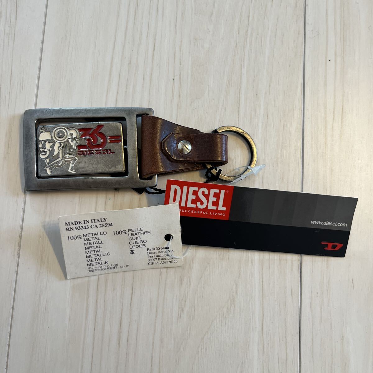 1円スタート 新品タグ付き DIESEL ディーゼル キーホルダー メタル レザー イタリア製 本革 ヴィンテージ ビンテージ バックル