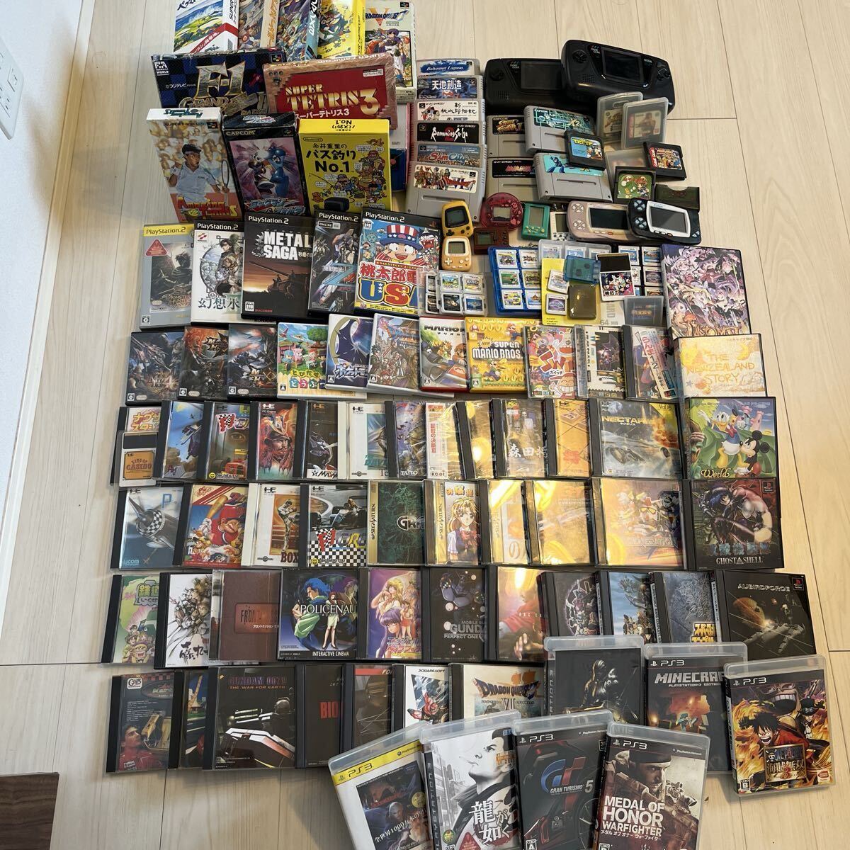 レトロゲーム 大量 ゲーム ハード 本体 ソフト PS3 PS2 セガサターン スーパーファミコン 任天堂 3DS メガドライブ PCエンジン ゲームギア 