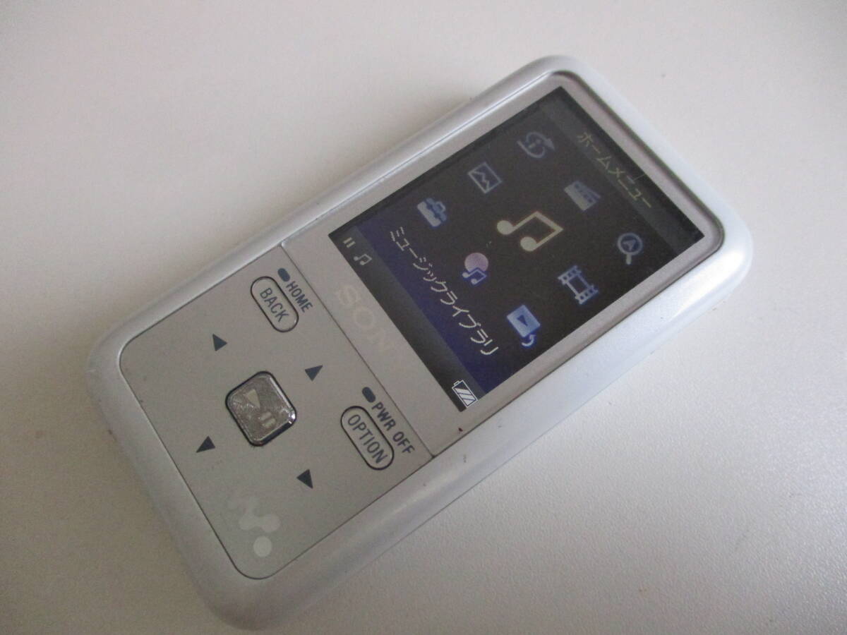 動作確認済 初期化済 ソニー デジタルウォークマン NW-S716F SONY WALKMAN ポータブルオーディオプレーヤー e121