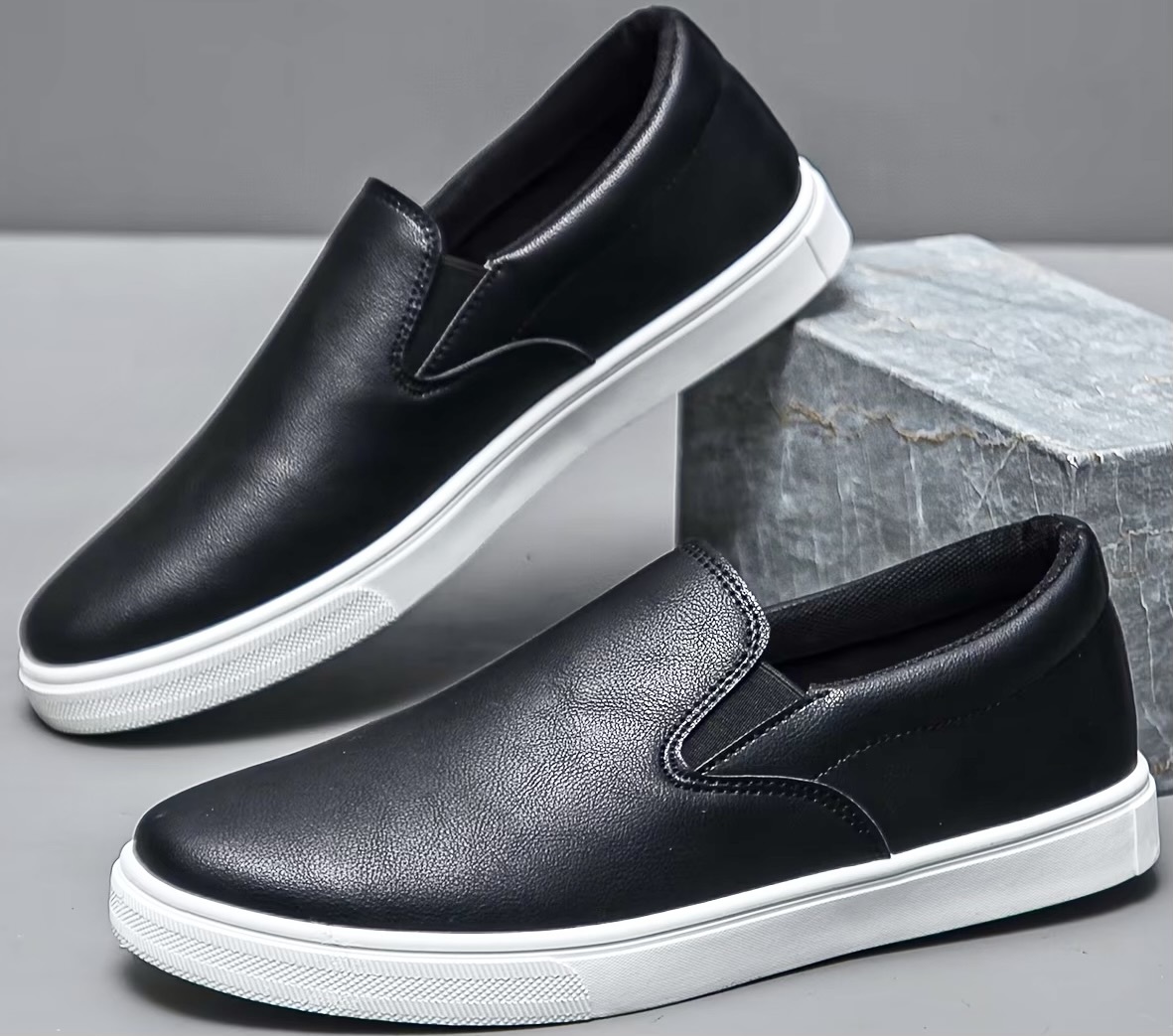 メンズ スリッポンカジュアルシューズ ブラック 25cm／新品！