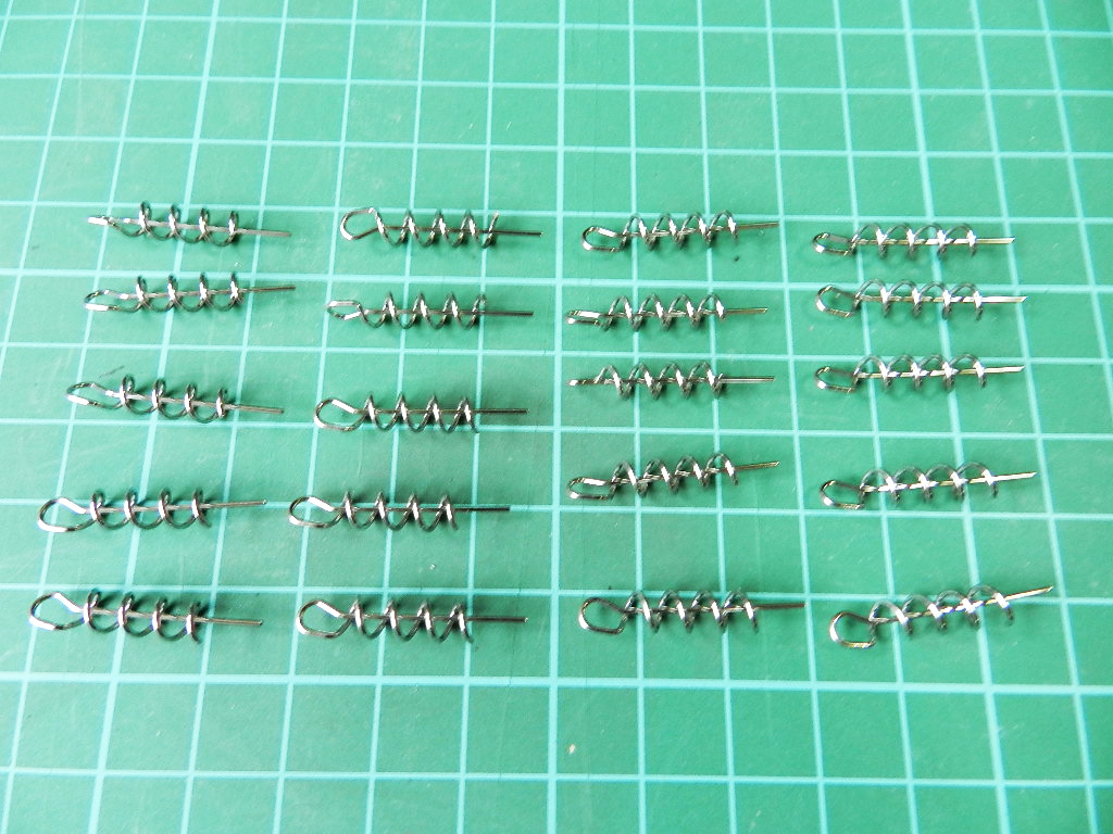 ★大きい★ワームキーパー 26mm 20個 ☆定形郵便☆（少し大きめのサイズ、ステンレス、ツイスト スプリング、スクリュー、テキサスリグ）