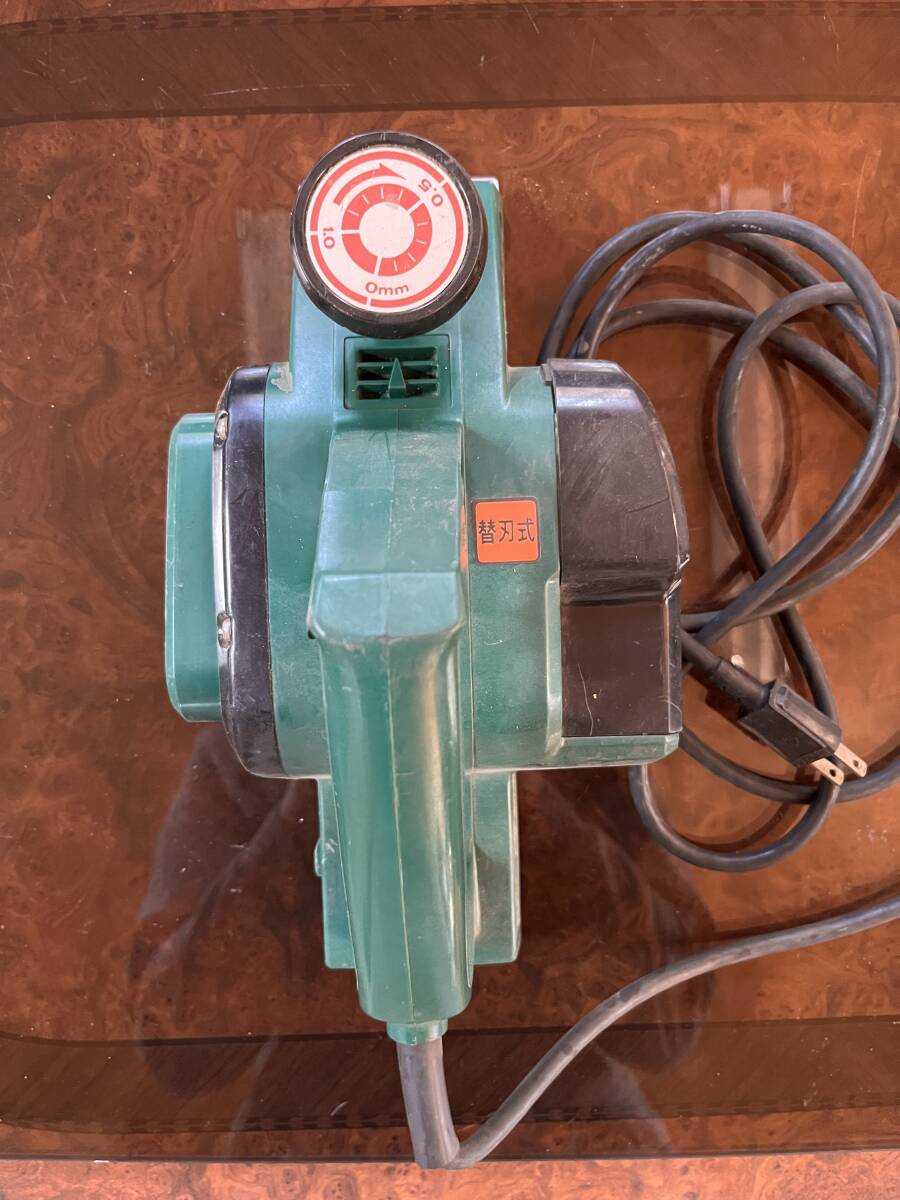 日立工機 82mm かんな P20 HITACHI 鉋 カンナ 研削 研磨 切断機 大工道具 電動工具 木工用 有効切削幅82mm 深さ1mm 100V