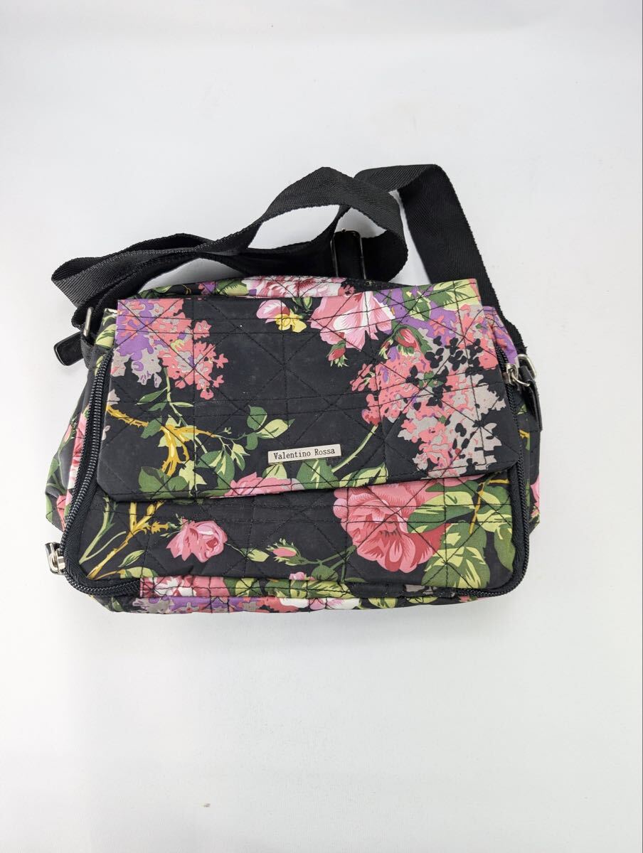 ヴァレンティノロッサ キルティング ショルダーバッグ 花柄　M13