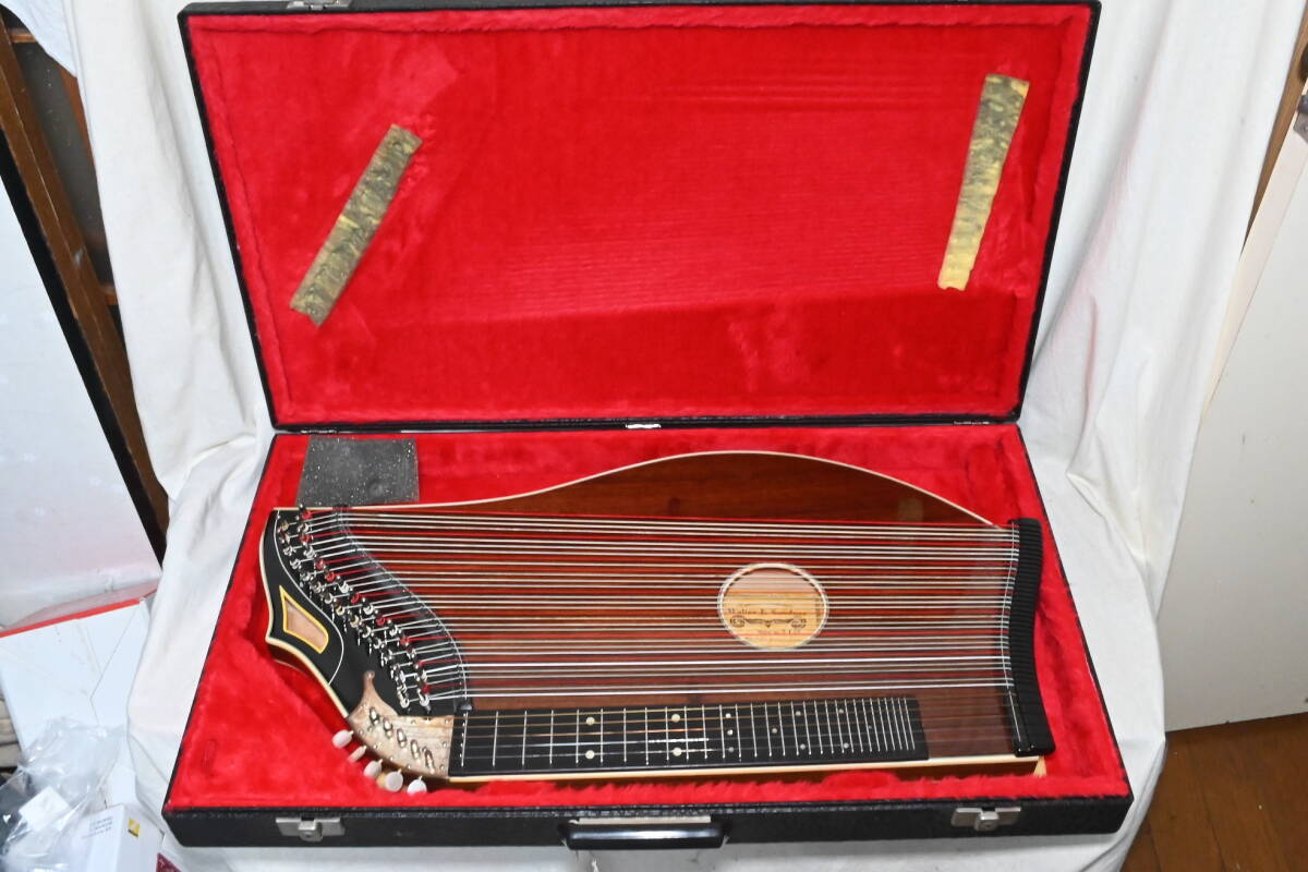 ② チター ツィター Walter E Sandner S-1CR 33弦＋5弦 民族楽器 コンサートチター ハードケース付き 現状品