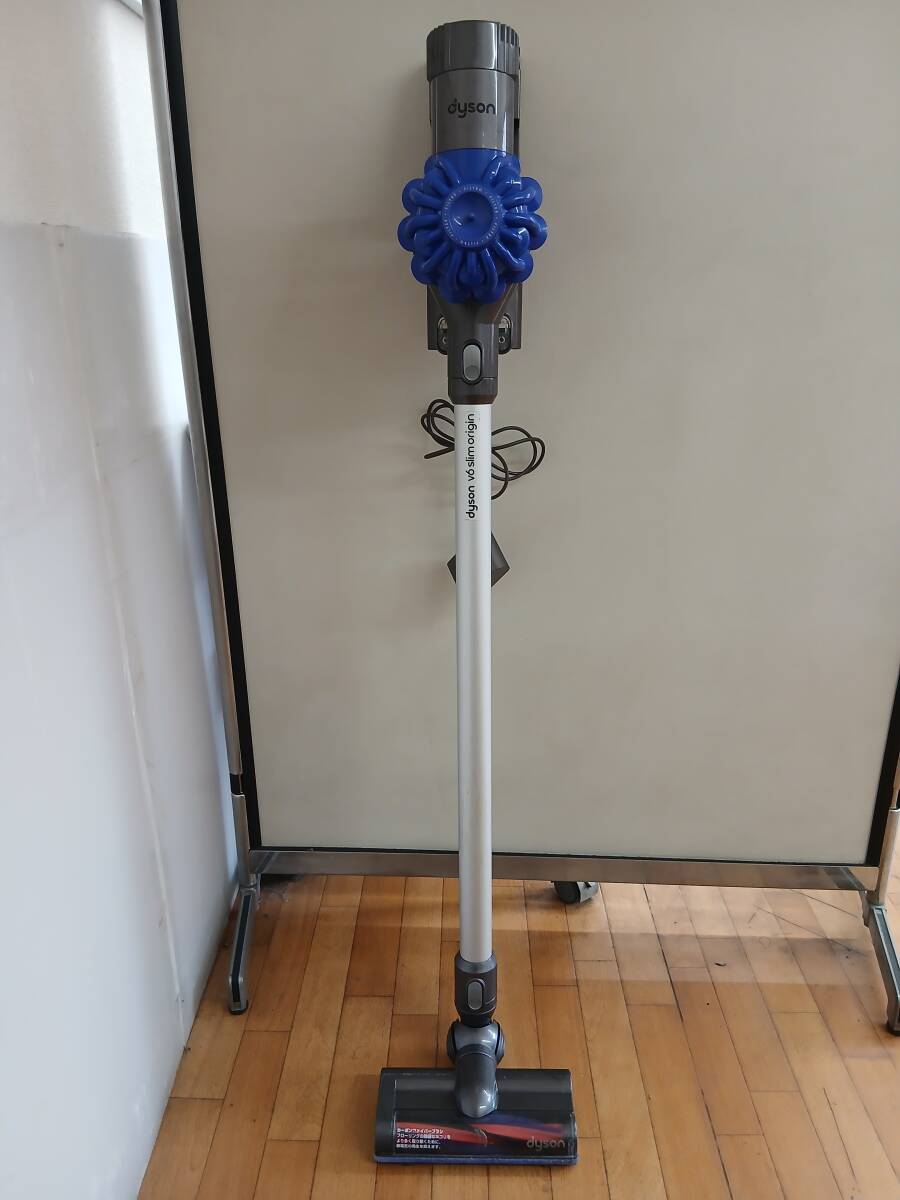 MR7764 ダイソン掃除機 DC62 ジャンク品