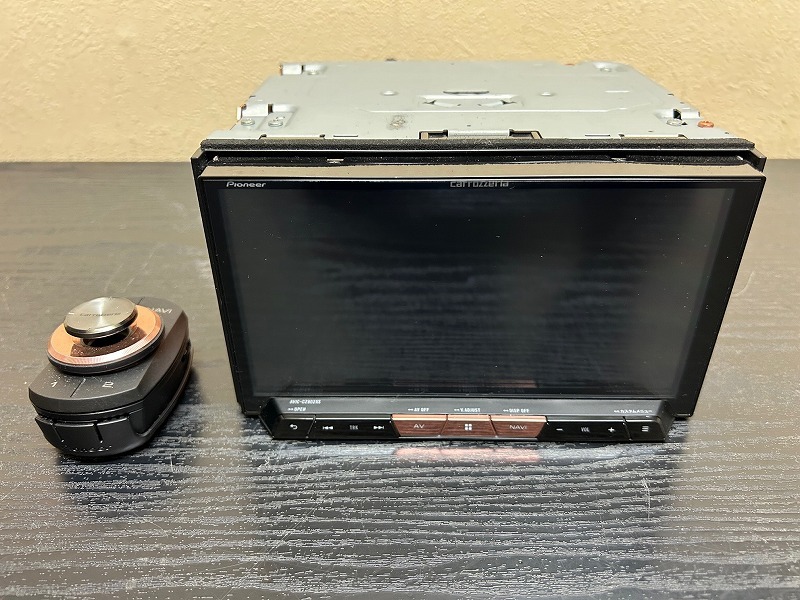 カロッツェリア carrozzeria / AVIC-CZ902XS サイバーナビXシリーズ / 7インチモニター