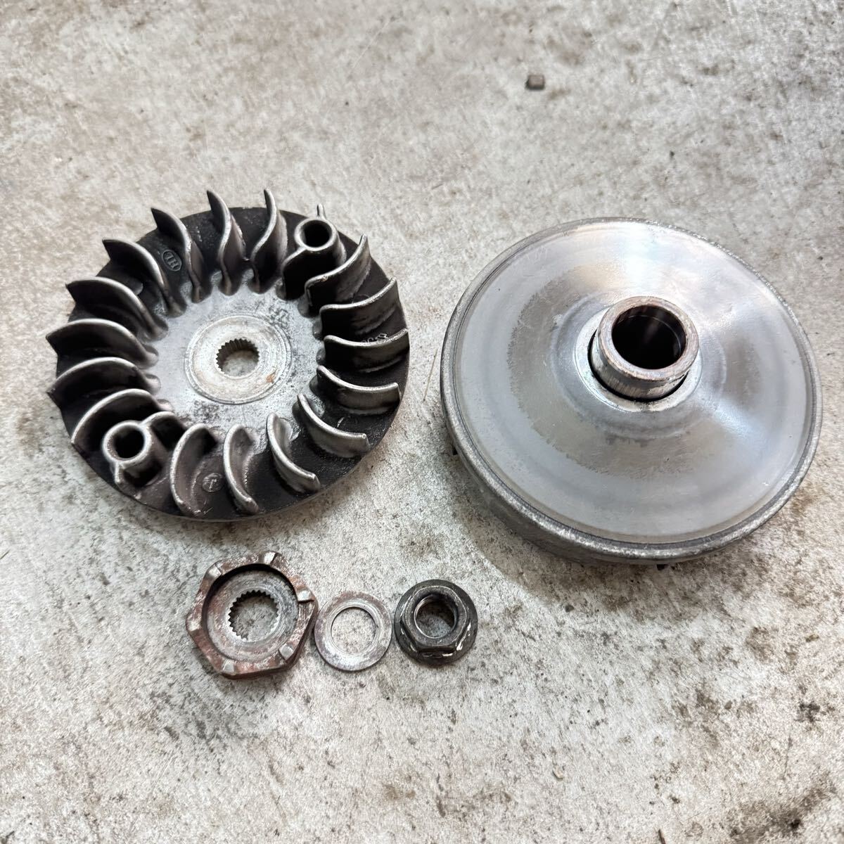 動作品　スズキ純正　 アドレスV125S CF4MA ドライブフェイス プーリー　駆動系