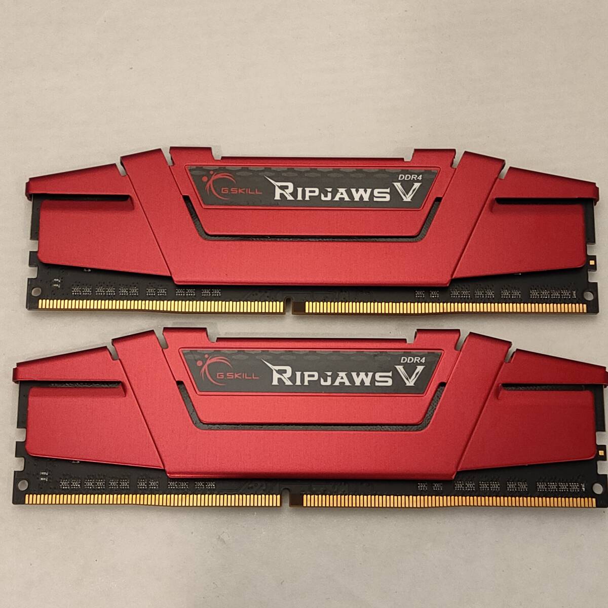 032603●動作未確認 ジャンク品 G.Skill RipjawsV F4-3000C15D-16GVR PC4-24000 16GB (8GBx2枚組) DDR4-3000 CL15●