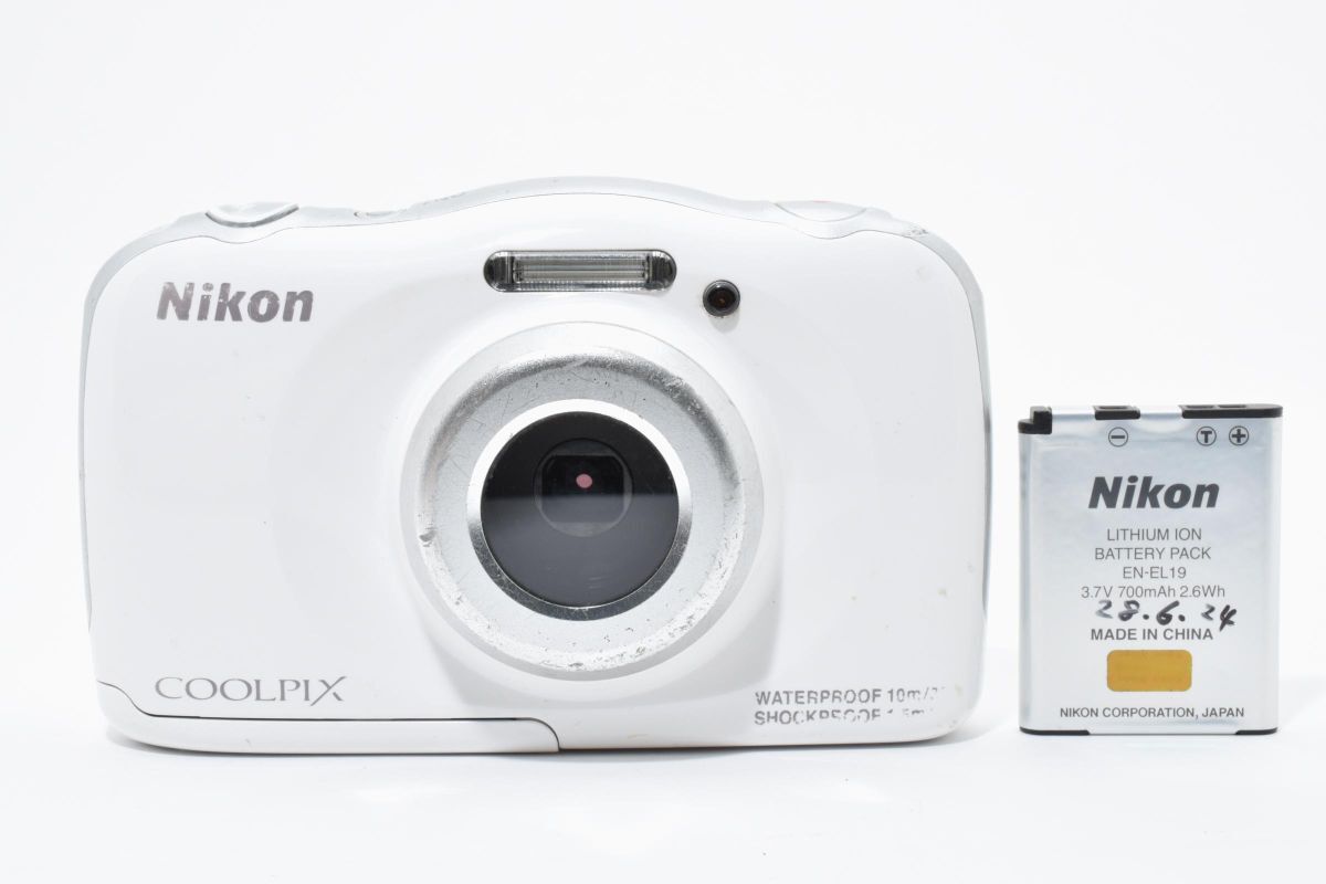 【大人気】Nikon ニコン Coolpix S33 コンパクトデジタルカメラ コンデジ #B35