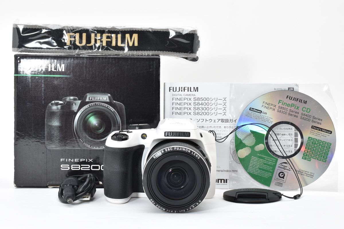【箱付き】 FUJIFILM 富士フィルム Finepix S8200 コンパクトデジタルカメラ コンデジ #4154