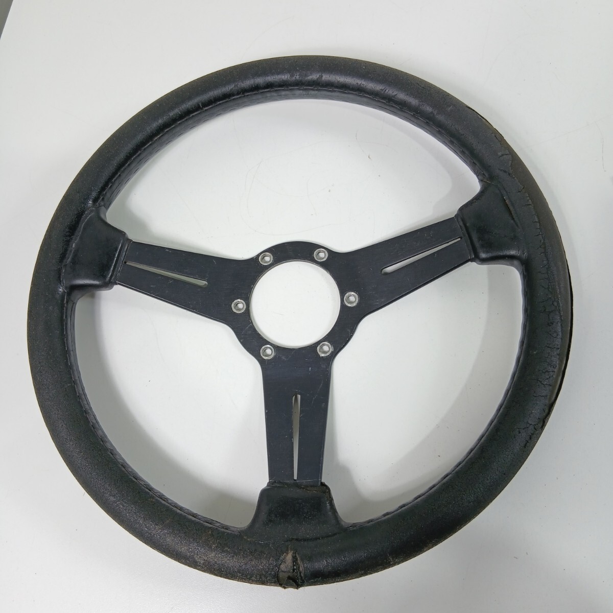 #2065 ナルディ NARDI ステアリング ハンドル 黒 革/和歌山県にて引き取り大歓迎