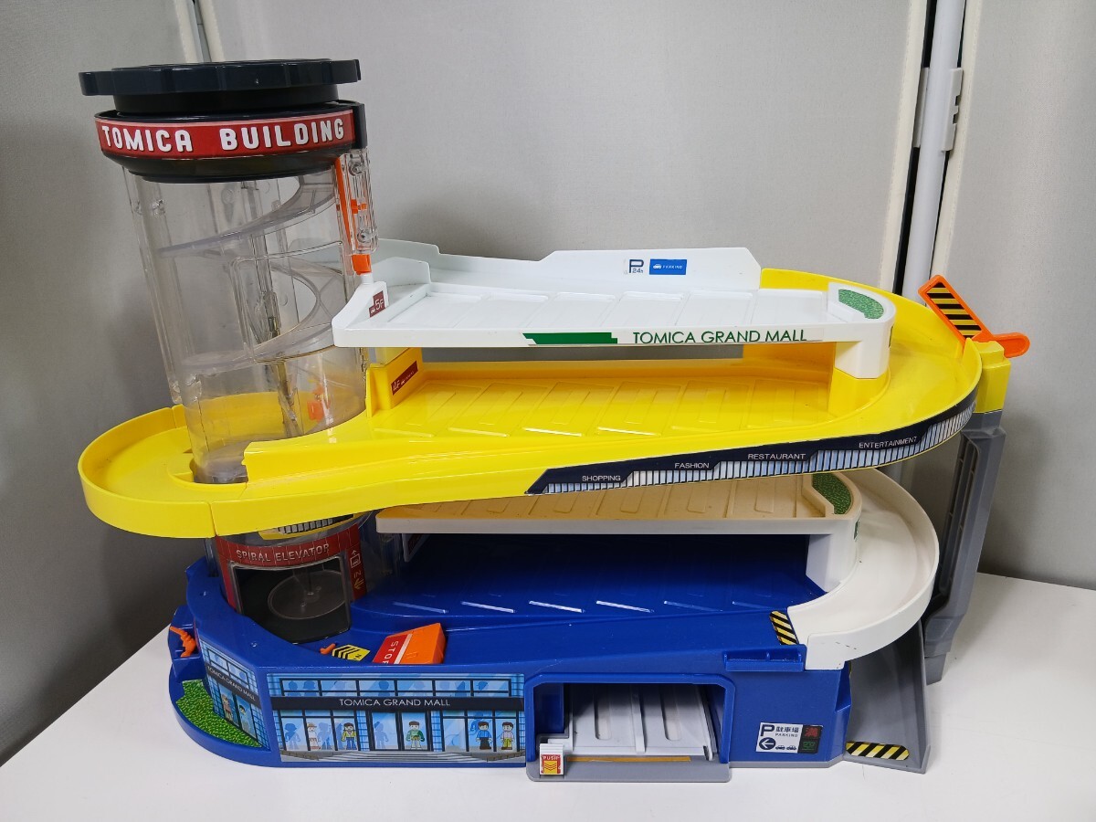#2078 TOMICA トミカ ダブルアクショントミカビル 不足部品あり ジャンク/和歌山県にて引き取り大歓迎