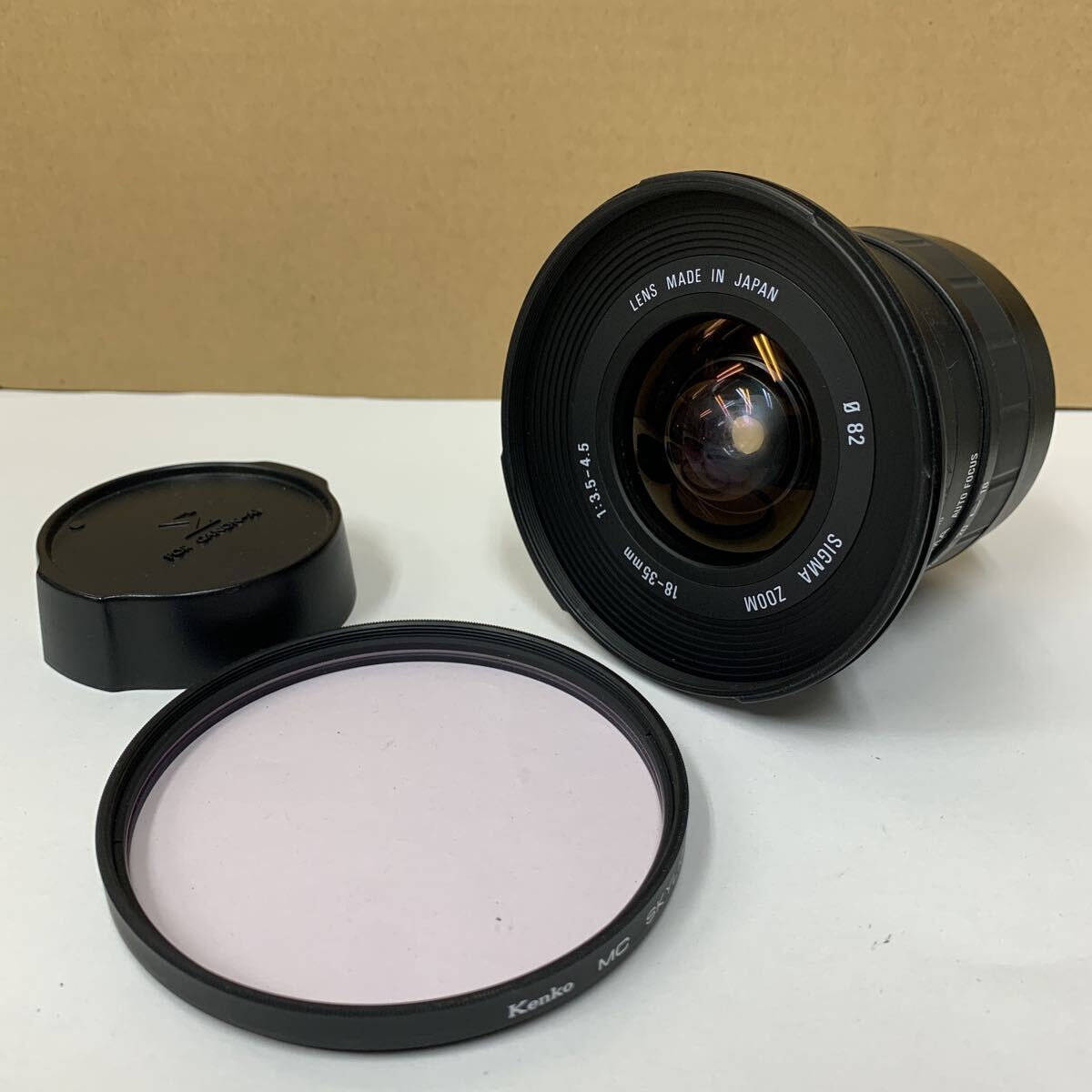 SIGMA ZOOM 18 - 35mm 1:3.5-4.5 φ82 シグマ カメラレンズ キヤノン用 未確認 LENS 120