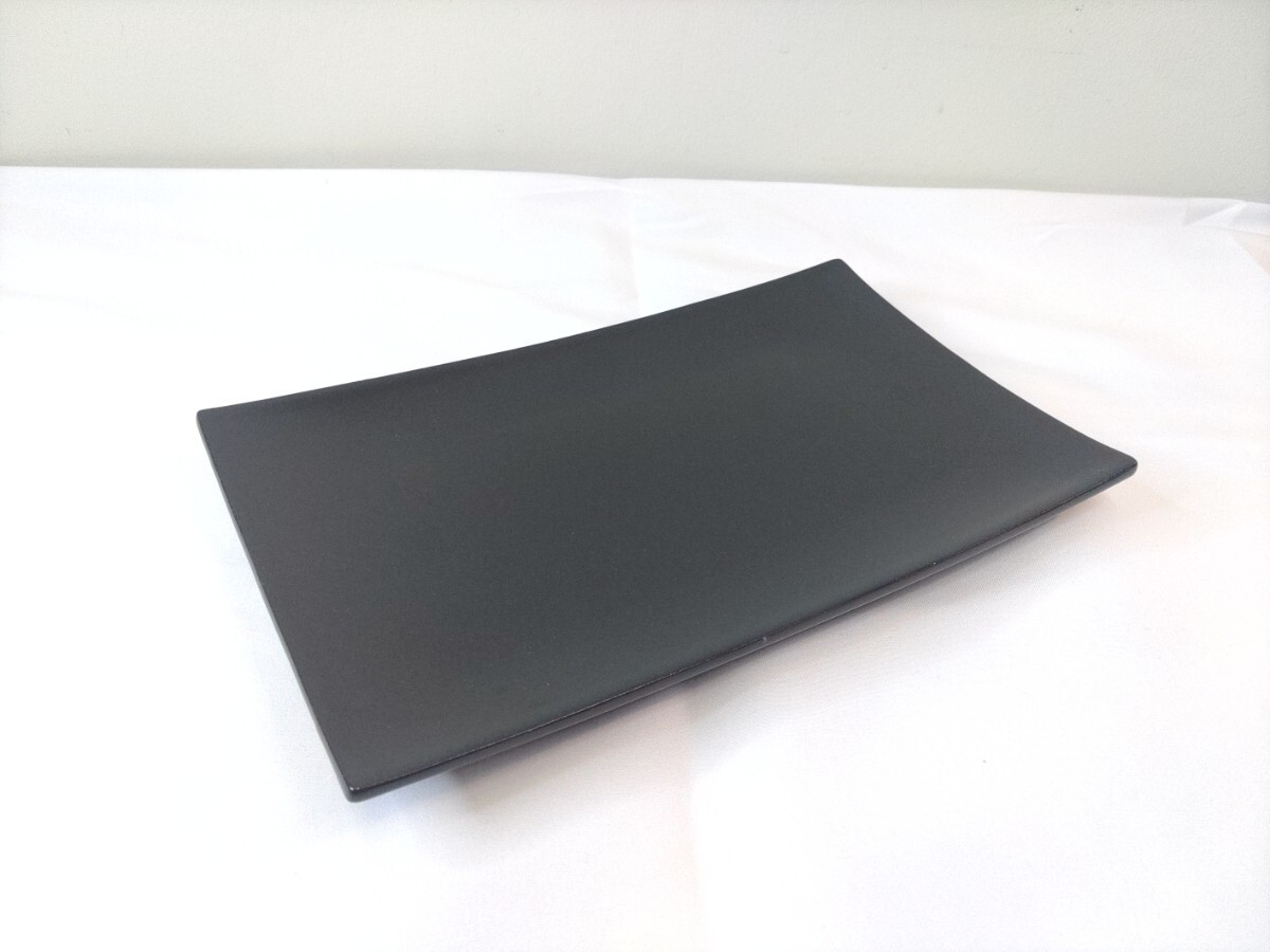 黒角皿　焼き物皿　刺身皿 和食器　　13.5cm×23cm