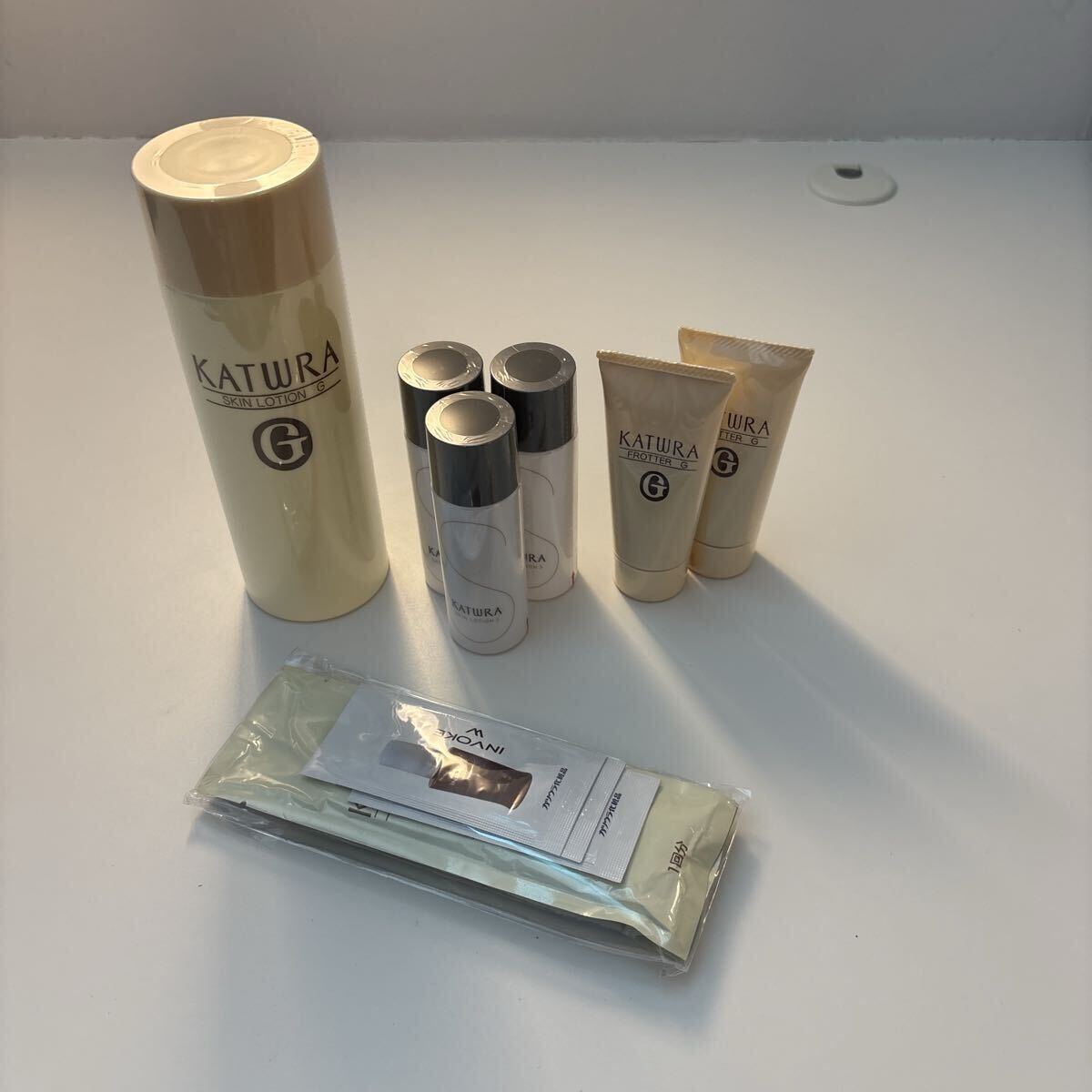 【新品未使用】カツウラ　化粧水　フローテ　他セット　おまけ付