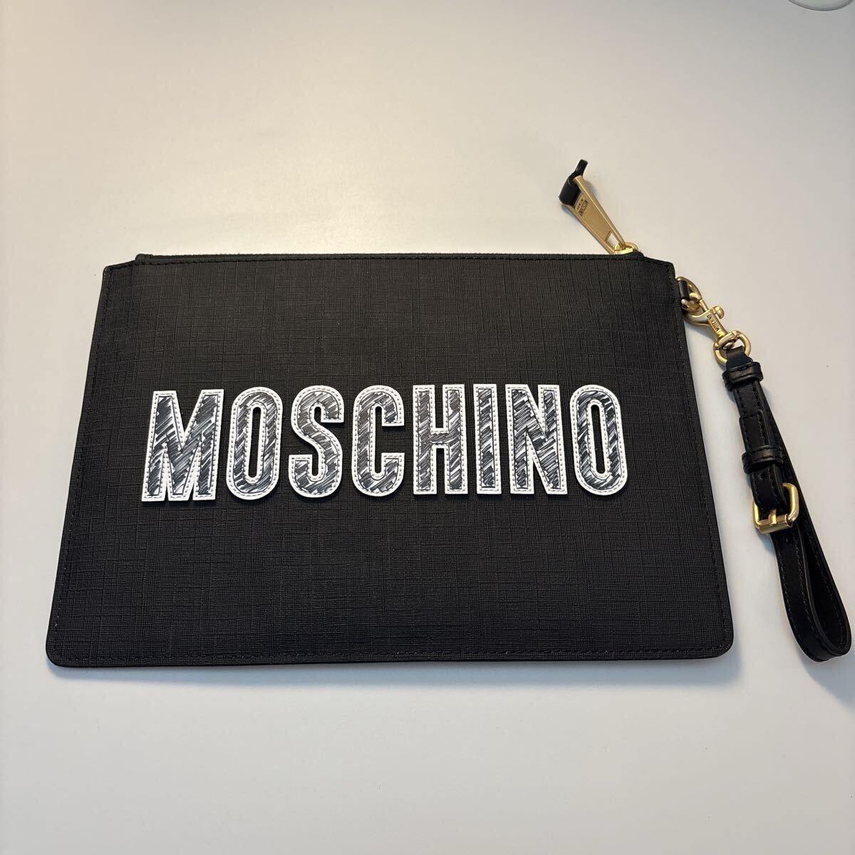 【新品未使用】モスキーノ MOSCHINO クラッチバッグ　黒　ブラック