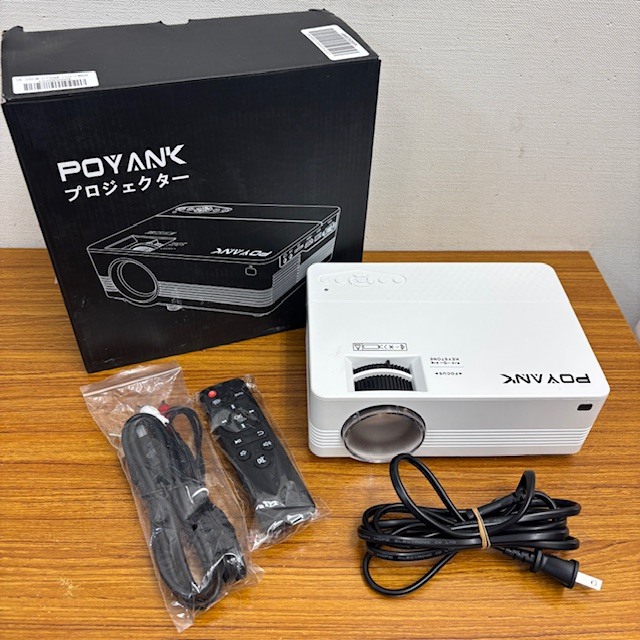 POYANK 小型プロジェクター TP-01 ホワイト　通電確認のみ/現状渡し
