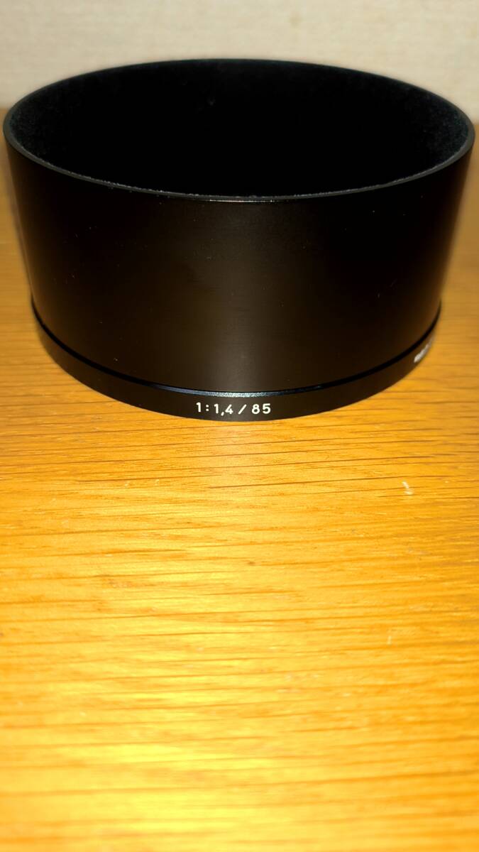 Carl Zeiss metal hood for Planar 85mm F1.4 カールツァイス プラナー 85/1.4 (ZK、ZE、ZF.2 等)用純正メタルフード