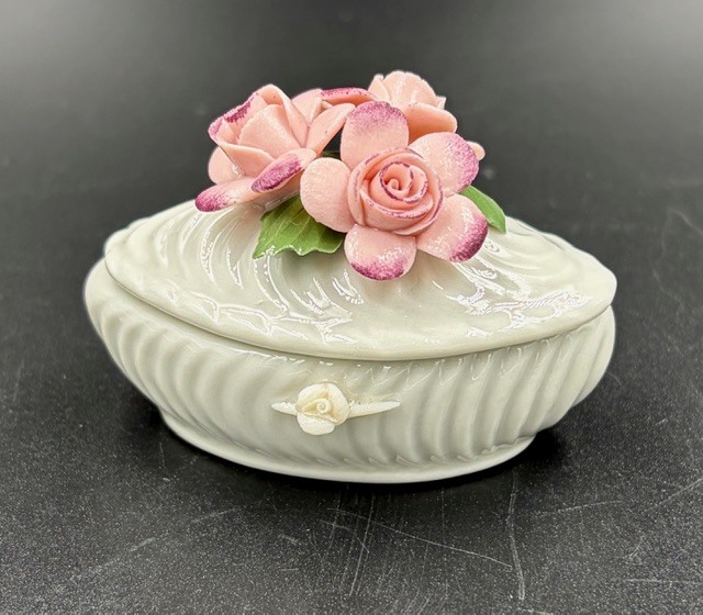 陶花　リモージュ風　バラ　蓋付き小物入れ　ピルケース　置物　ヴィンテージ　