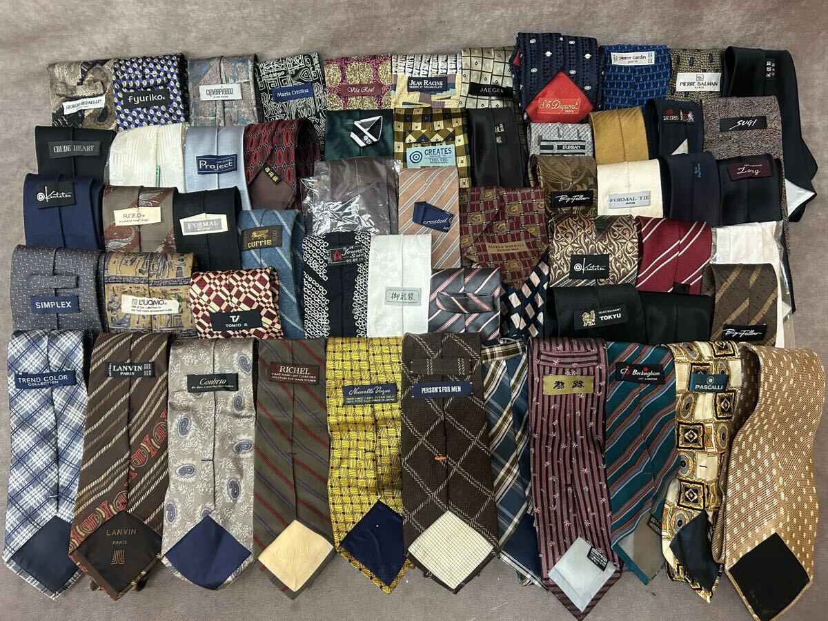 ネクタイ 大量 まとめ売り 約480本 模様色々 ビジネス ブランド フォーマル など ファッション小物 直接引き取り可 奈良発 