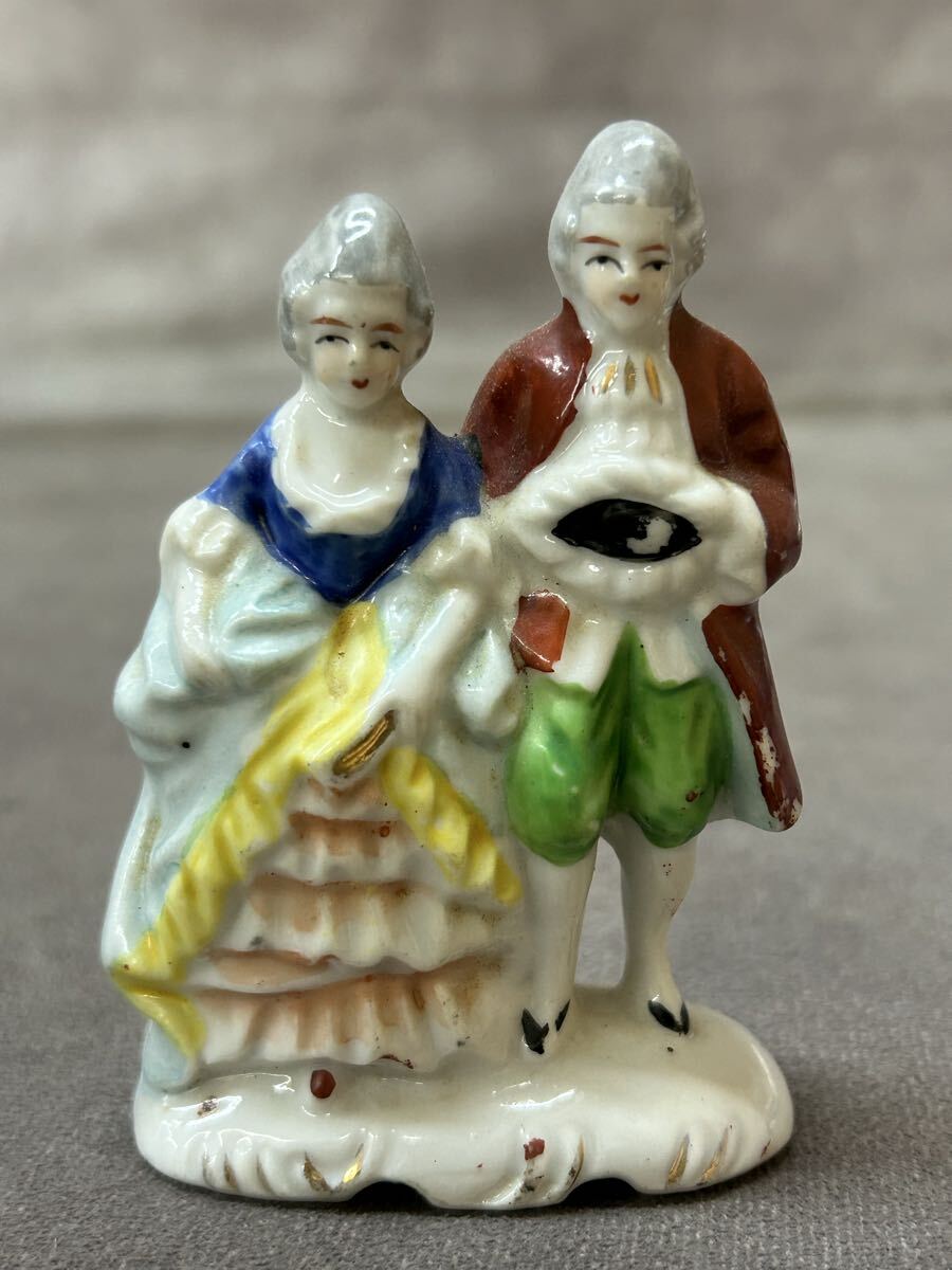当時物 Made in Occupied Japan オキュパイドジャパン 陶器人形 置物 インテリア小物 レトロ ビンテージ アンティーク 貴族 カップル