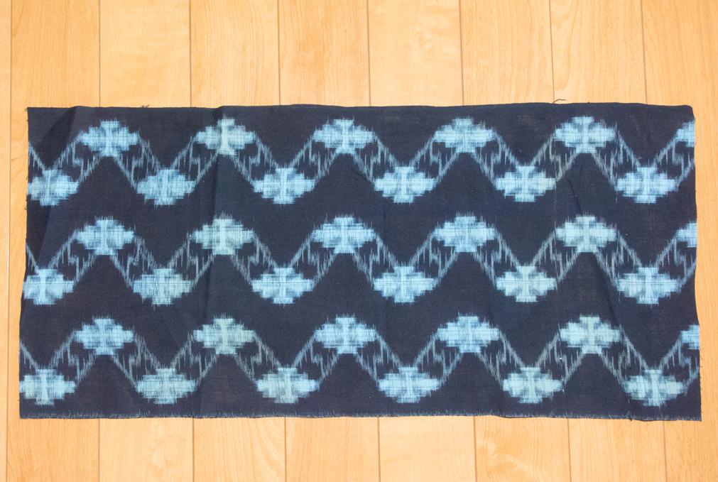 送料無料 絣 ハギレ リメイク素材 ハンドメイド 和柄 アンティーク 古布