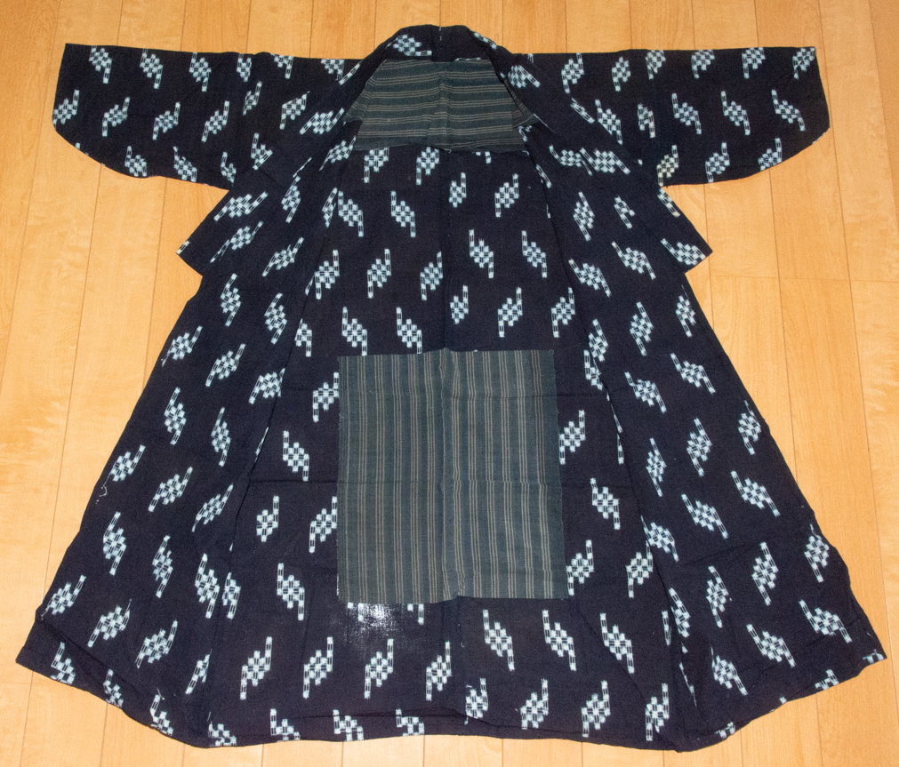 絣 木綿 藍染 古布 リメイク素材 着物 和服 アンティーク 裁縫 和裁