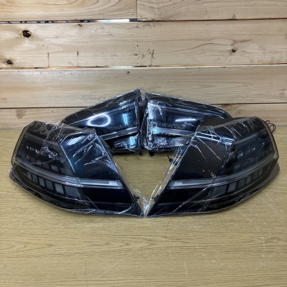 #フォルクスワーゲン VW ゴルフ7 LED テールランプ　左右セット　新品